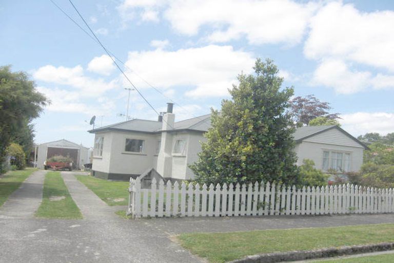 Photo of property in 19 King Street, Pahiatua, 4910