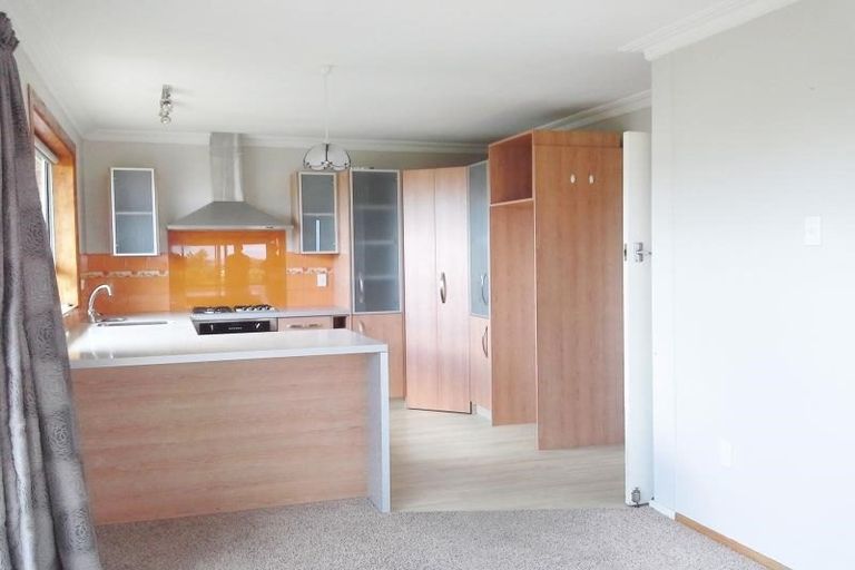 Photo of property in 83a Eliot Street, New Plymouth, 4310