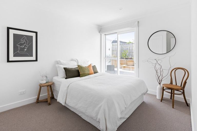 Photo of property in 25 Grooby Place, Havelock North, 4130