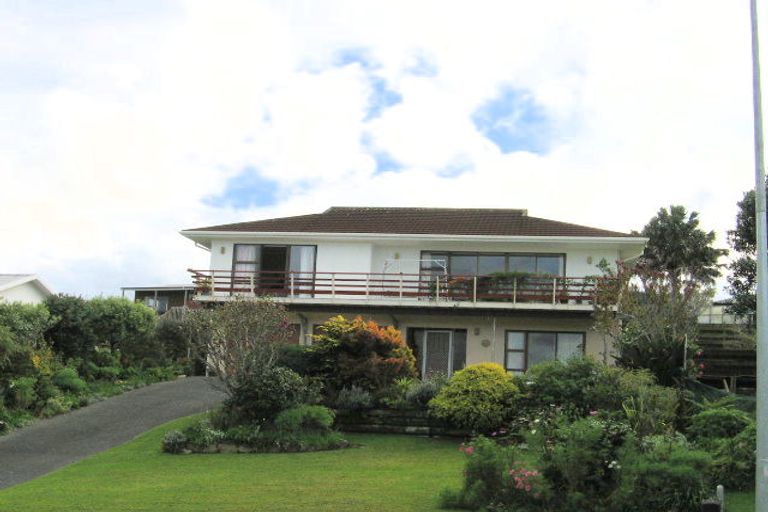 Photo of property in 3 Matangi Terrace, Snells Beach, 0920