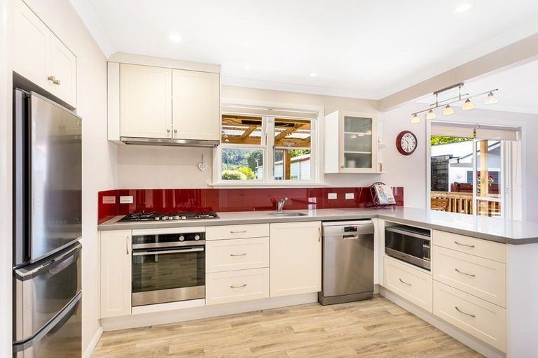 Photo of property in 73 Mcparland Street, Elderslea, Upper Hutt, 5018