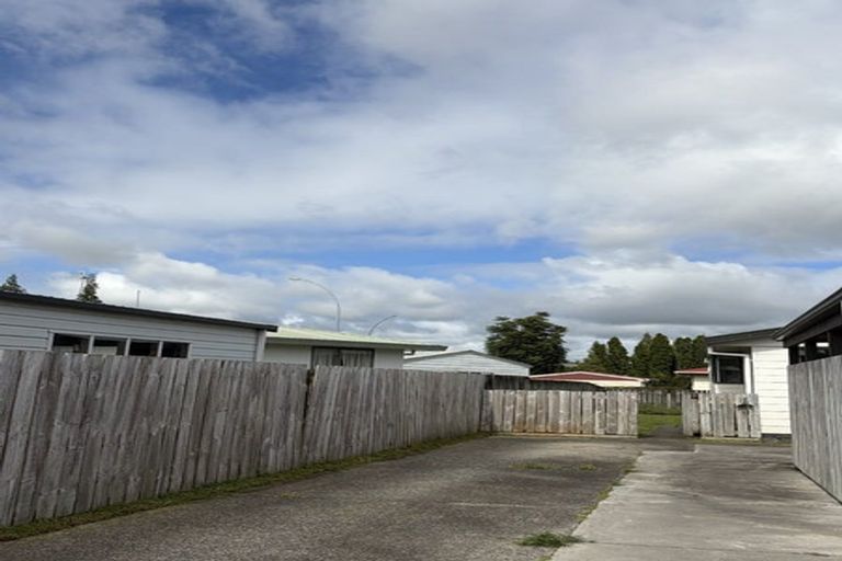 Photo of property in 44 Kahikatea Drive, Melville, Hamilton, 3206