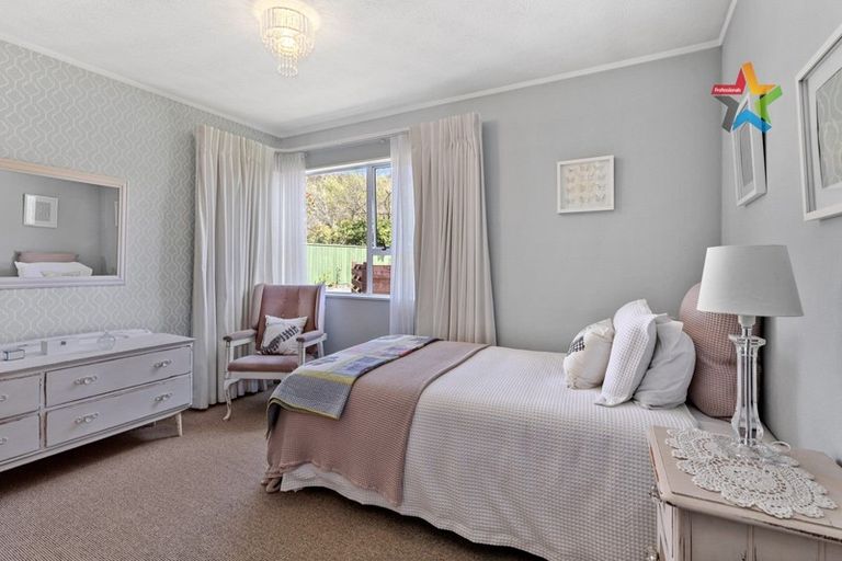 Photo of property in 5a Lees Grove, Wainuiomata, Lower Hutt, 5014