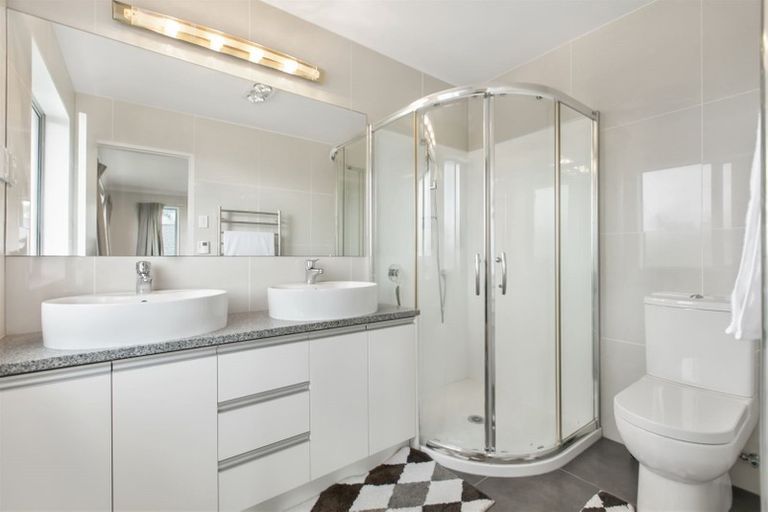 Photo of property in 16 Bartlett Drive, Silverdale, 0932