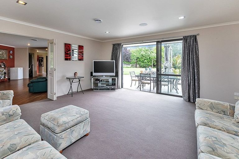 Photo of property in 593 Ngunguru Road, Glenbervie, Whangarei, 0173