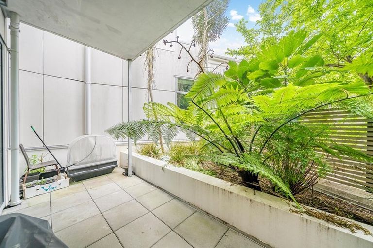 Photo of property in Masina Apartments, 104/80 Riddiford Street, Newtown, Wellington, 6021