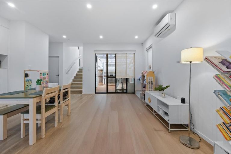 Photo of property in 26 Minhas Road, Papakura, 2110