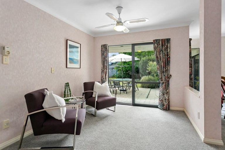 Photo of property in 12 Hall Street, Cambridge, 3434