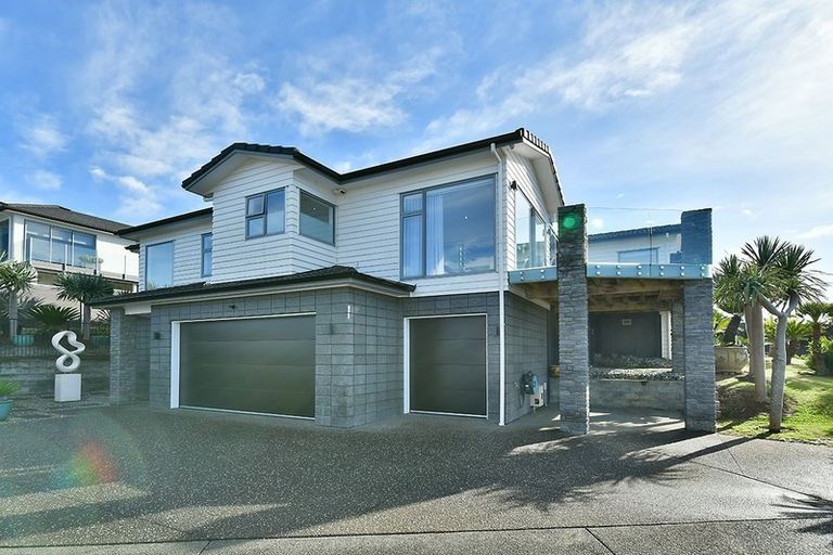 Photo of property in 30 Manhattan Rise, Orewa, 0931