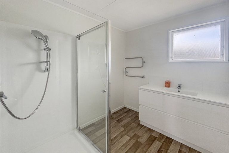 Photo of property in 4 Cresta Place, Onerahi, Whangarei, 0110