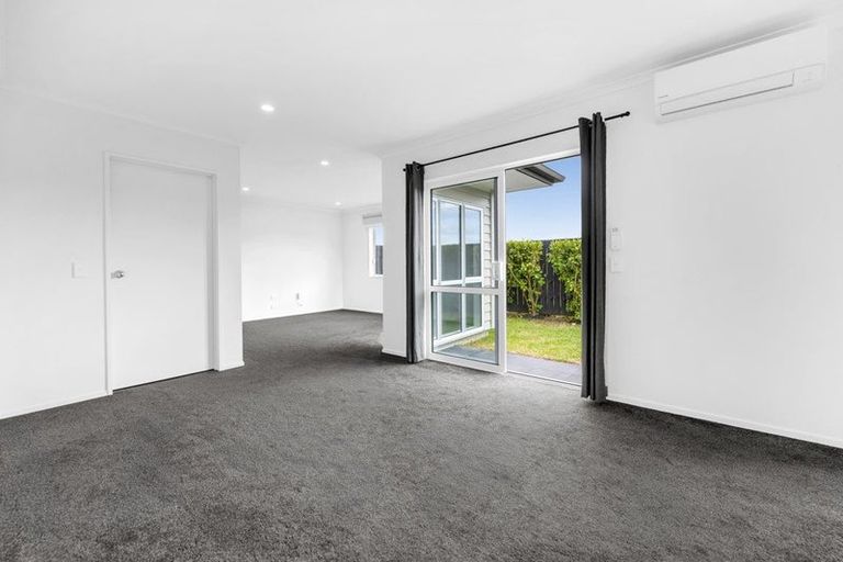 Photo of property in 116 Kuaka Drive, Takanini, 2112