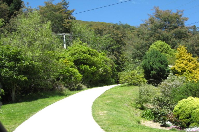 Photo of property in 85 Kent Street, Picton, 7220