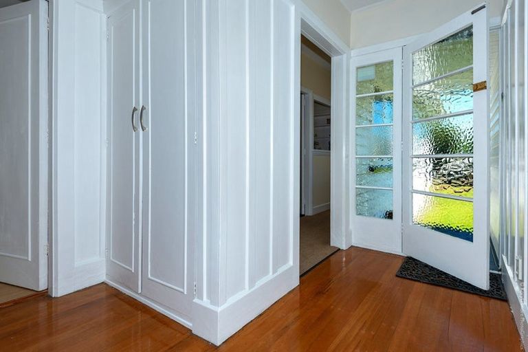 Photo of property in 44 Windermere Road, Papanui, Christchurch, 8053