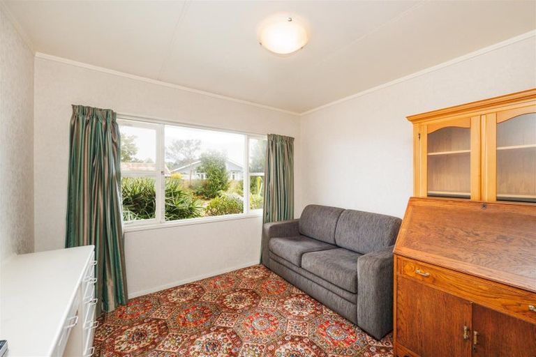 Photo of property in 37 Follett Street, Marton, 4710