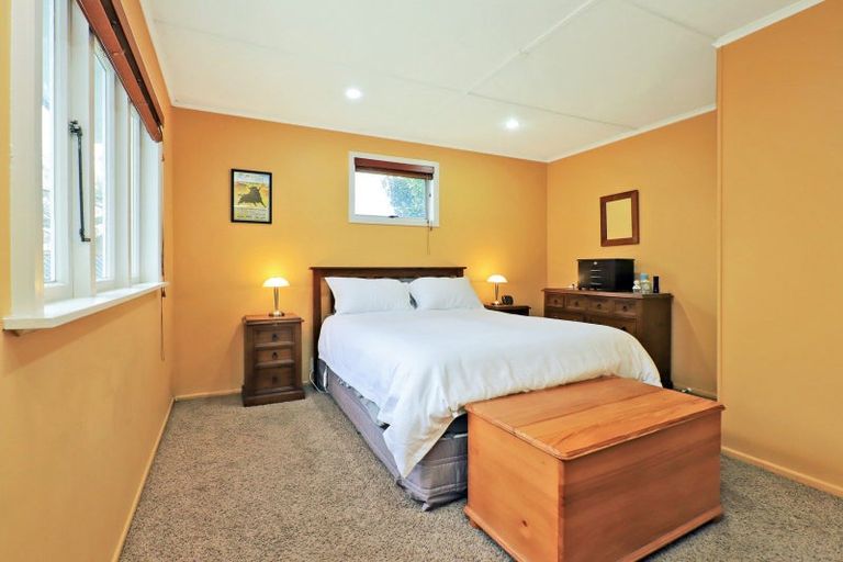 Photo of property in 34 Warwick Crescent, Taradale, Napier, 4112