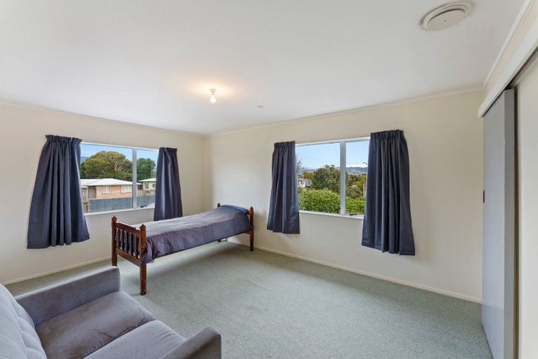 Photo of property in 21 Te Rauparaha Street, Otaki, 5512