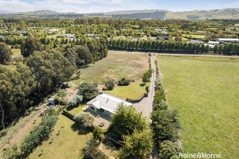 Photo of property in 58 Shooting Butts Road, Martinborough, 5784