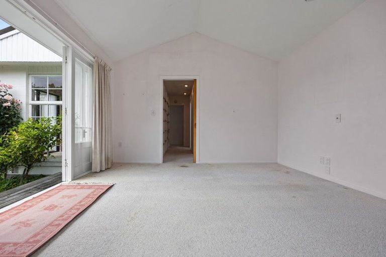 Photo of property in 20 Ashfield Place, Ilam, Christchurch, 8041