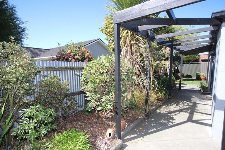 Photo of property in 32 Oak Grove, Ashburton, 7700