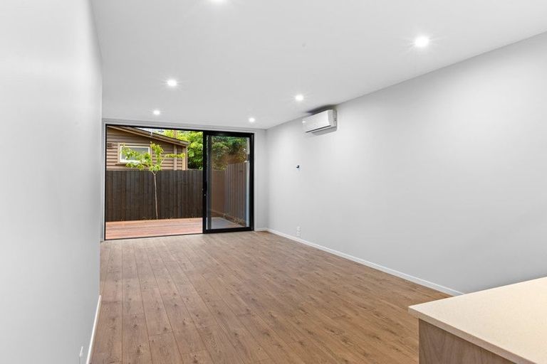Photo of property in 2/76 Caledonian Road, St Albans, Christchurch, 8014