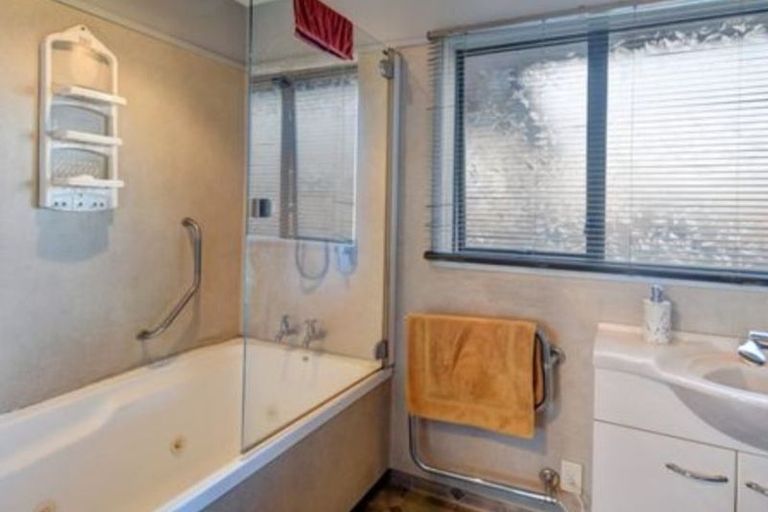 Photo of property in 17 Wickliffe Street, Mosgiel, 9024