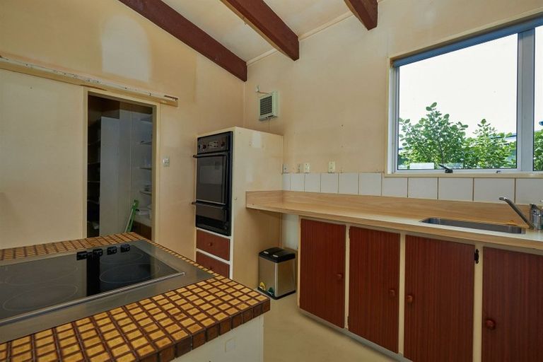 Photo of property in 2 Moa Road, South Bay, Kaikoura, 7300