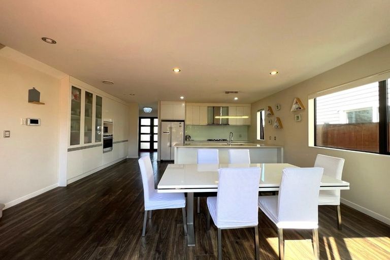 Photo of property in 21 Ballindrait Drive, Flat Bush, Auckland, 2019