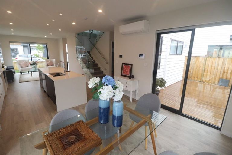 Photo of property in 8b Dorricott Avenue, Hobsonville, Auckland, 0616