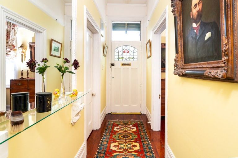 Photo of property in 6 Calgarry Avenue, Thorndon, Wellington, 6011