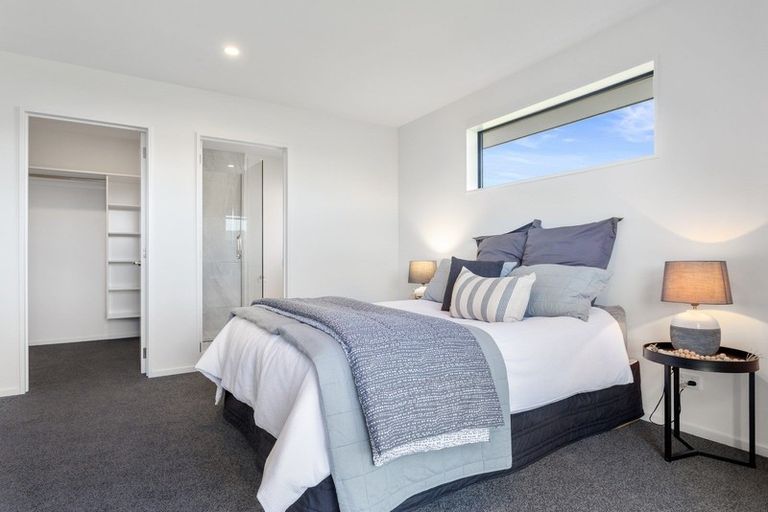 Photo of property in 12 Deans Place, Amberley, 7410