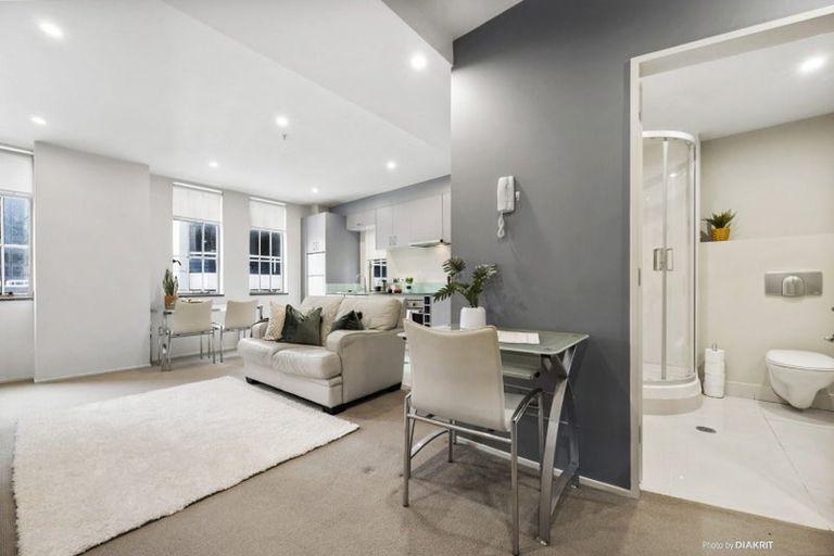 Photo of property in The Quay, 5/332a1 Lambton Quay, Wellington Central, Wellington, 6011