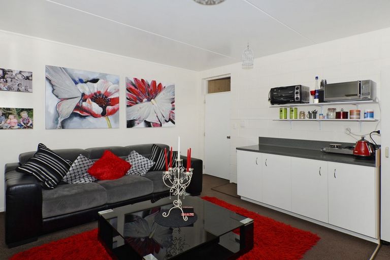 Photo of property in 2b Carr Street, Te Kamo, Whangarei, 0112