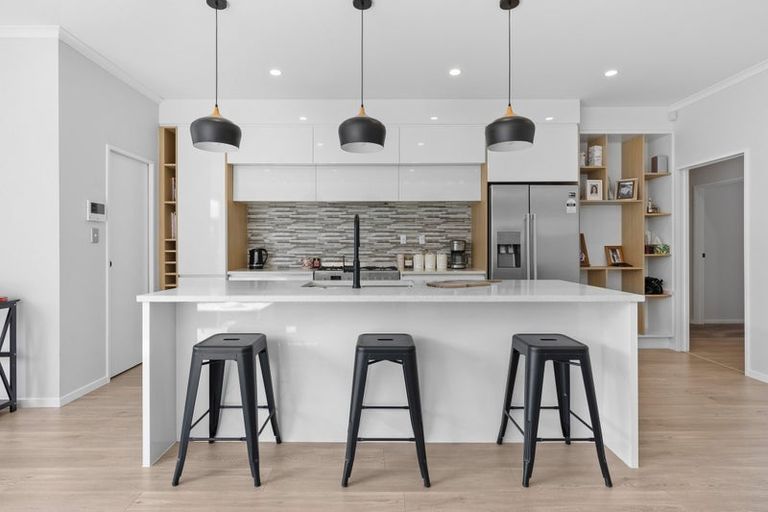 Photo of property in 95 Nobilo Road, Kumeu, 0810