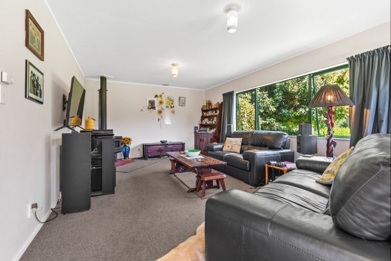 Photo of property in 9 Tui Glen Drive, Levin, 5571