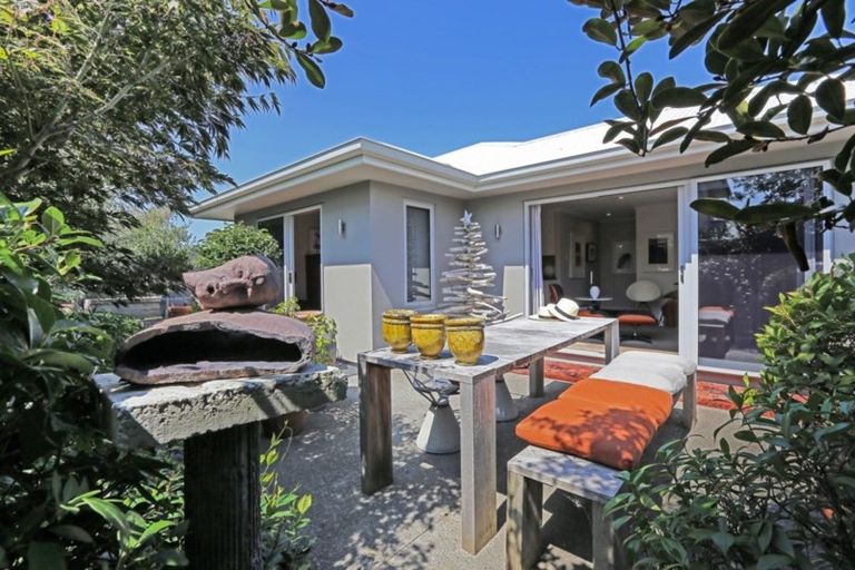 Photo of property in 48a Te Aute Road, Havelock North, 4130