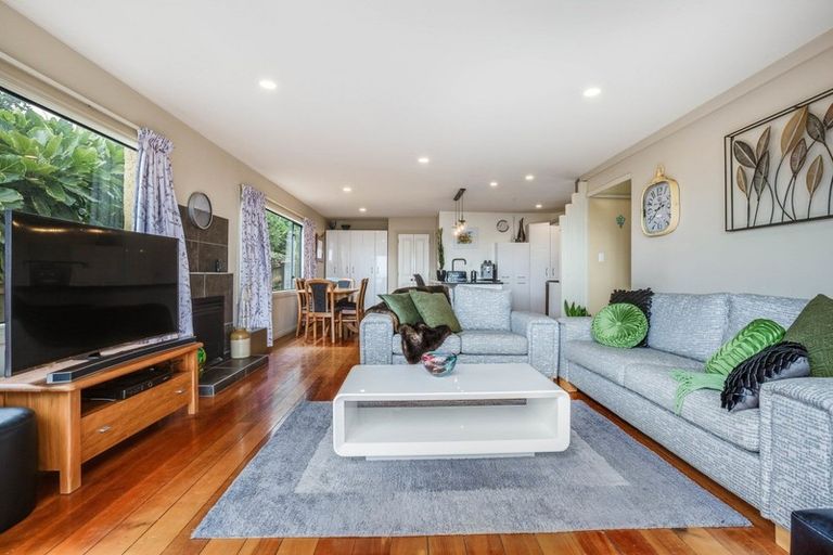 Photo of property in 131 The Parade, Paekakariki, 5034