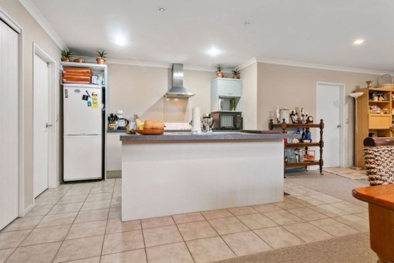 Photo of property in 20 Madison Street, Cambridge, 3434