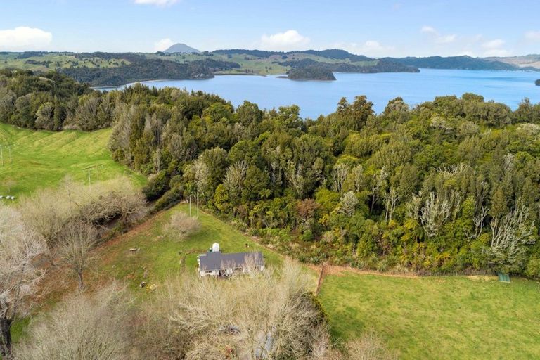 Photo of property in 21a Hamilton Road, Lake Rotoma, Rotorua, 3074