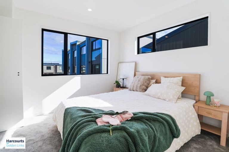 Property details for 5 Hokoteta Street, Mount Wellington, 1062