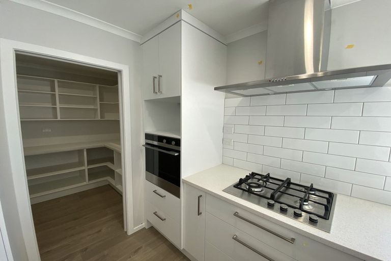 Photo of property in 6 Faber Place, Rototuna North, Hamilton, 3210