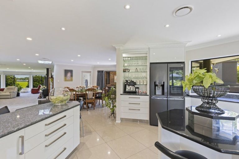 Photo of property in 1179 Devon Road, Bell Block, New Plymouth, 4373