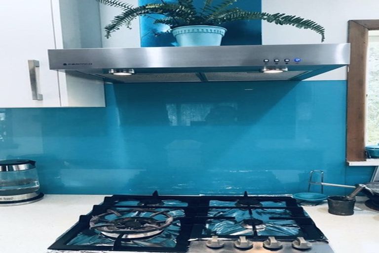 Photo of property in 1/8 Golf Road, New Lynn, Auckland, 0600