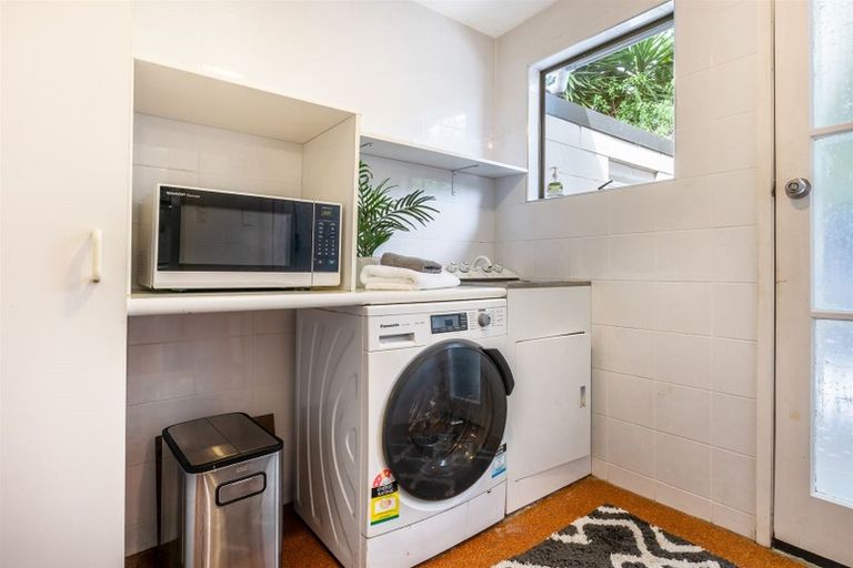 Photo of property in 3 Fielding Crescent, Farm Cove, Auckland, 2012