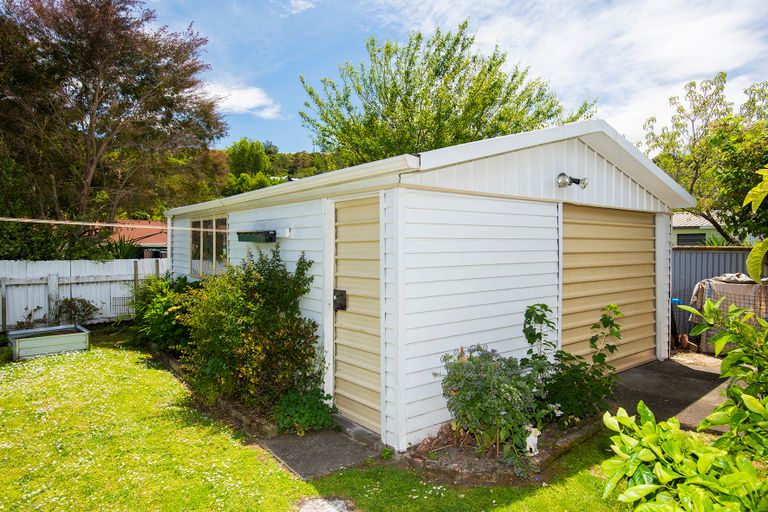 Photo of property in 160 Fox Street, Whataupoko, Gisborne, 4010