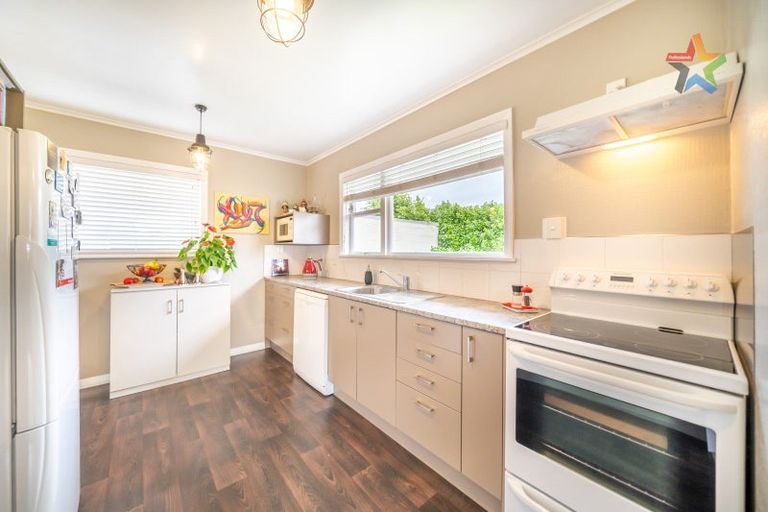 Photo of property in 81a Wai-iti Crescent, Woburn, Lower Hutt, 5010