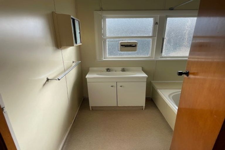 Photo of property in 189a Waiwhetu Road, Waterloo, Lower Hutt, 5011