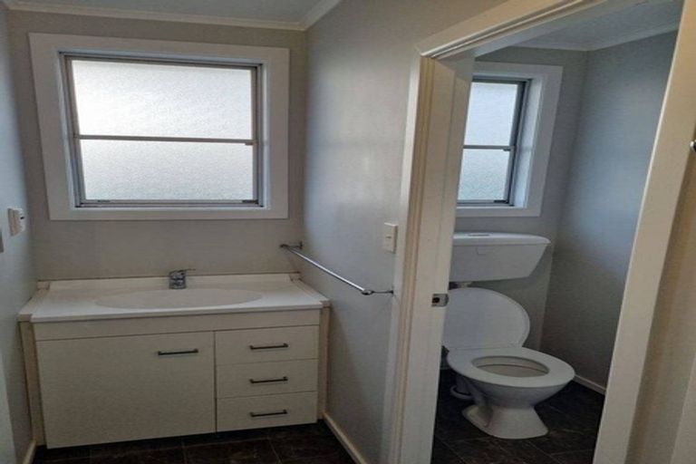 Photo of property in 2 Totara Street, Trentham, Upper Hutt, 5018