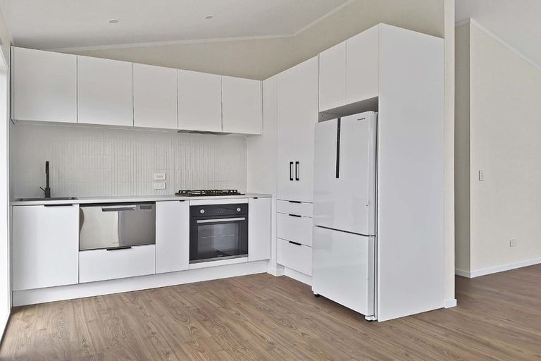 Photo of property in 42 Norfolk Crescent, Otaki Beach, Otaki, 5512