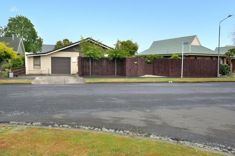 Photo of property in 27 Wickliffe Street, Mosgiel, 9024