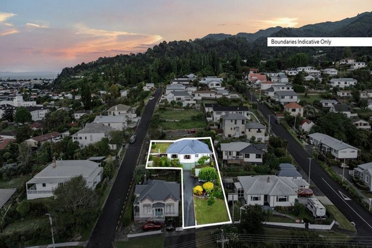 Photo of property in 102 Edward Street, Thames, 3500